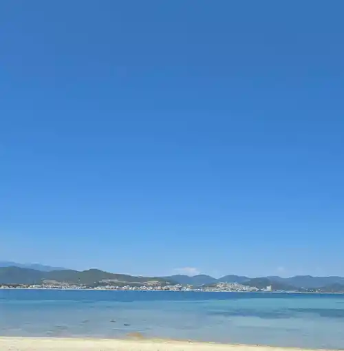 То Ниси Бийч Бар (To Nisi Beach Bar)